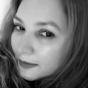 Meet your Posher, Maryluz